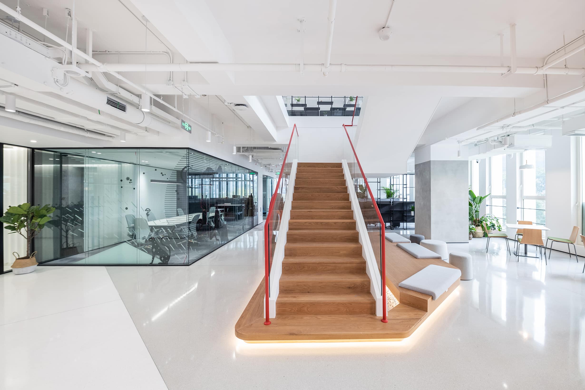X-series Double-glazed Partitions